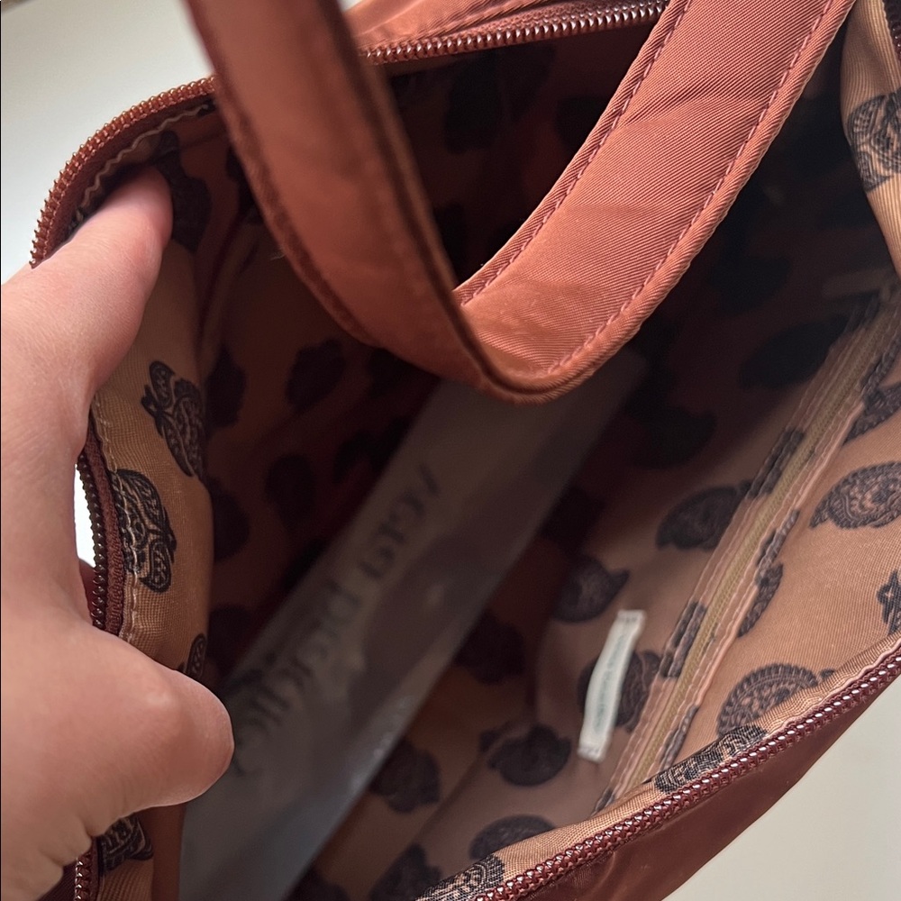 Vera Bradley Marcellle shoulder bag in cinnamon - Picture 3 of 4
